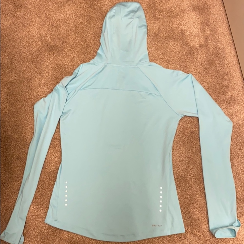 Nike Dri-Fit hoodie - Picture 2 of 6